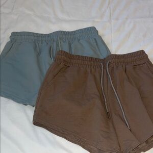 Amazon Women's Pajama Shorts Set - Gray and Brown